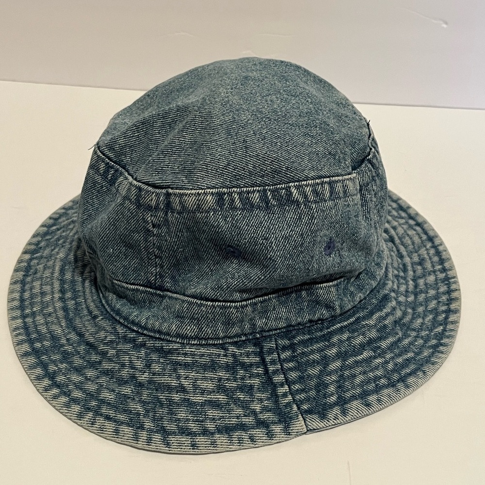 University of Wisconsin Badgers Vintage Denim Bucket Hat with W Logo Badgers UU - Picture 7 of 11